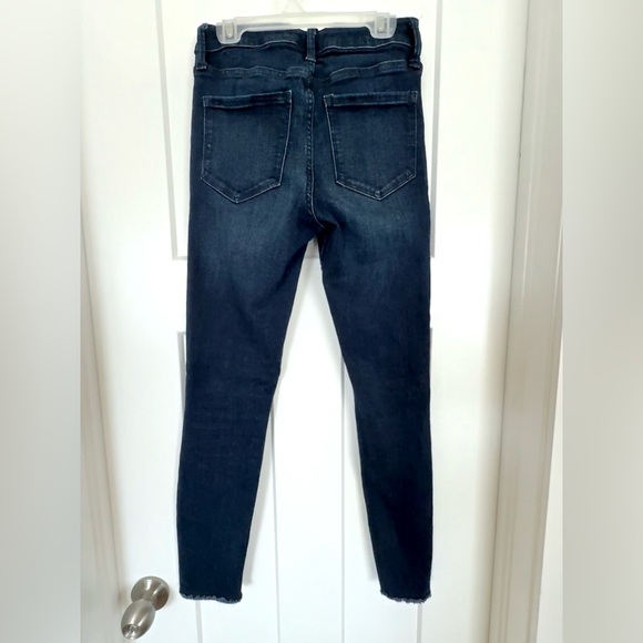 GAP High Rise Universal Legging Jeans – Size 2/26 Regular - Picture 5 of 5